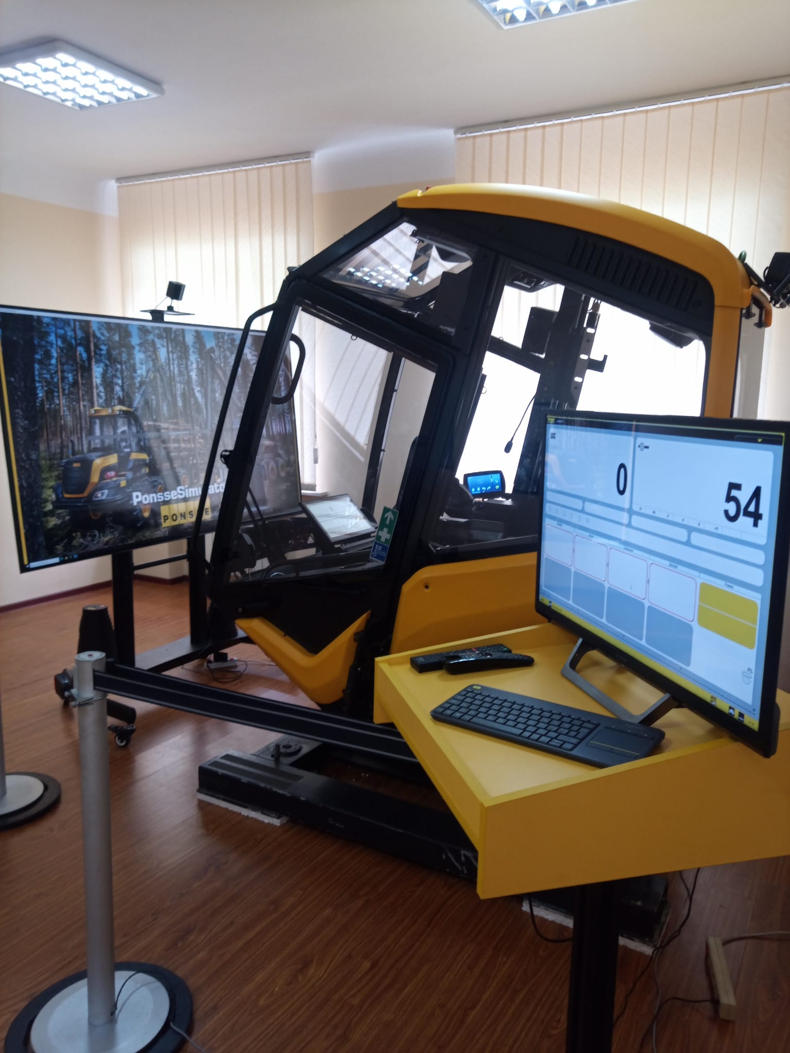 симулятор харвестера